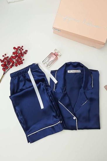 İpek Saten Boydan Düğmeli Kadın Pijama Takımı - Lacivert Erkek Yaka Fiyonklu 8004MS