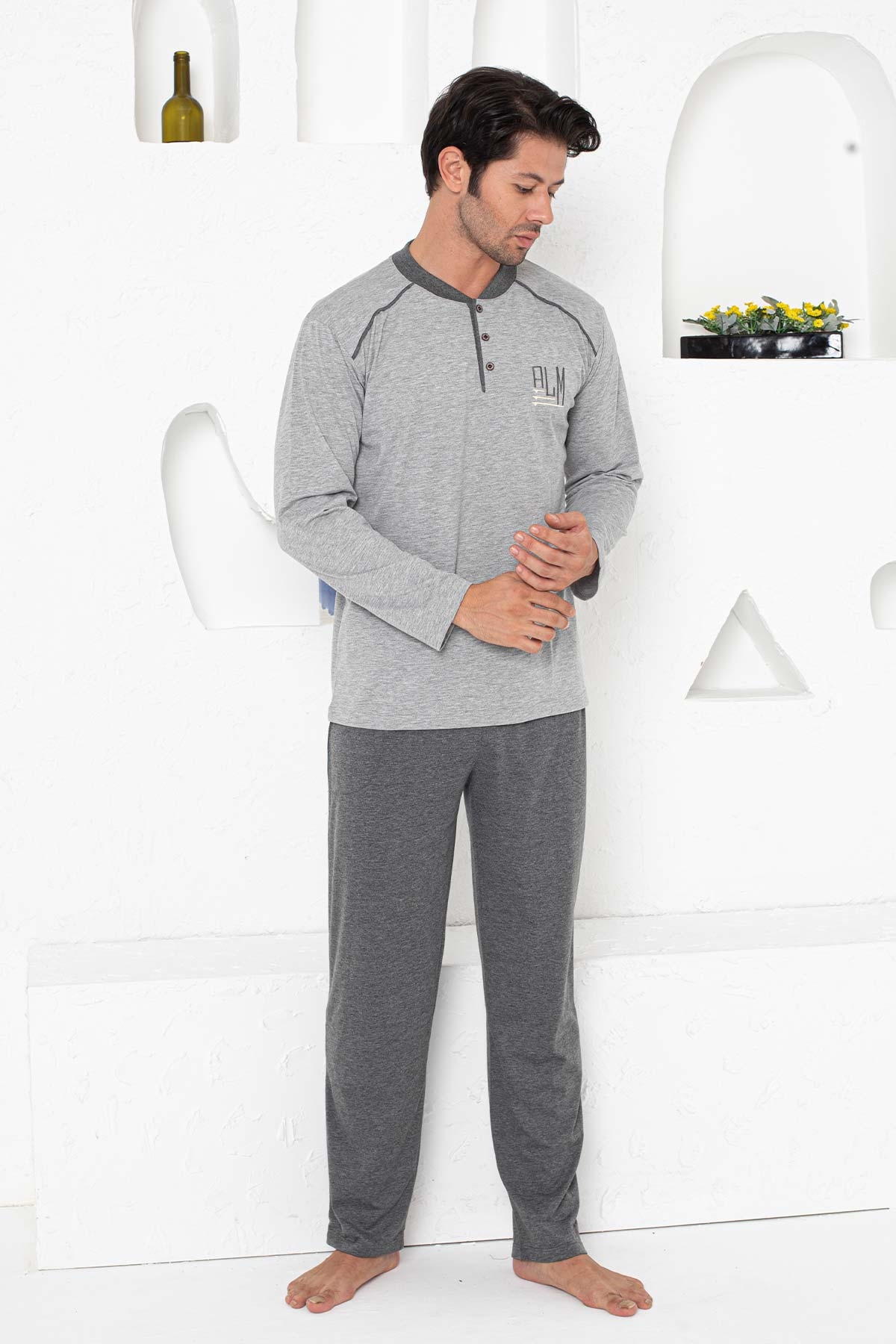 Erkek%20Pijama%20Takımı%20-%20Gri%20Arma%20Nakışlı%20Uzun%20Kollu%20Penye%201187UY