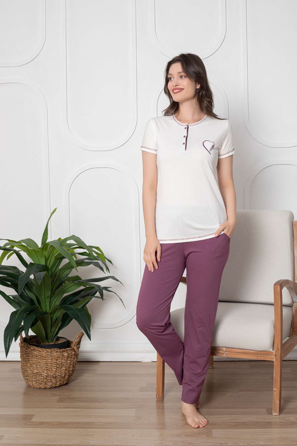 Ekru Üç Düğmeli Nakışlı Bayan Pijama Takımı 2790KY