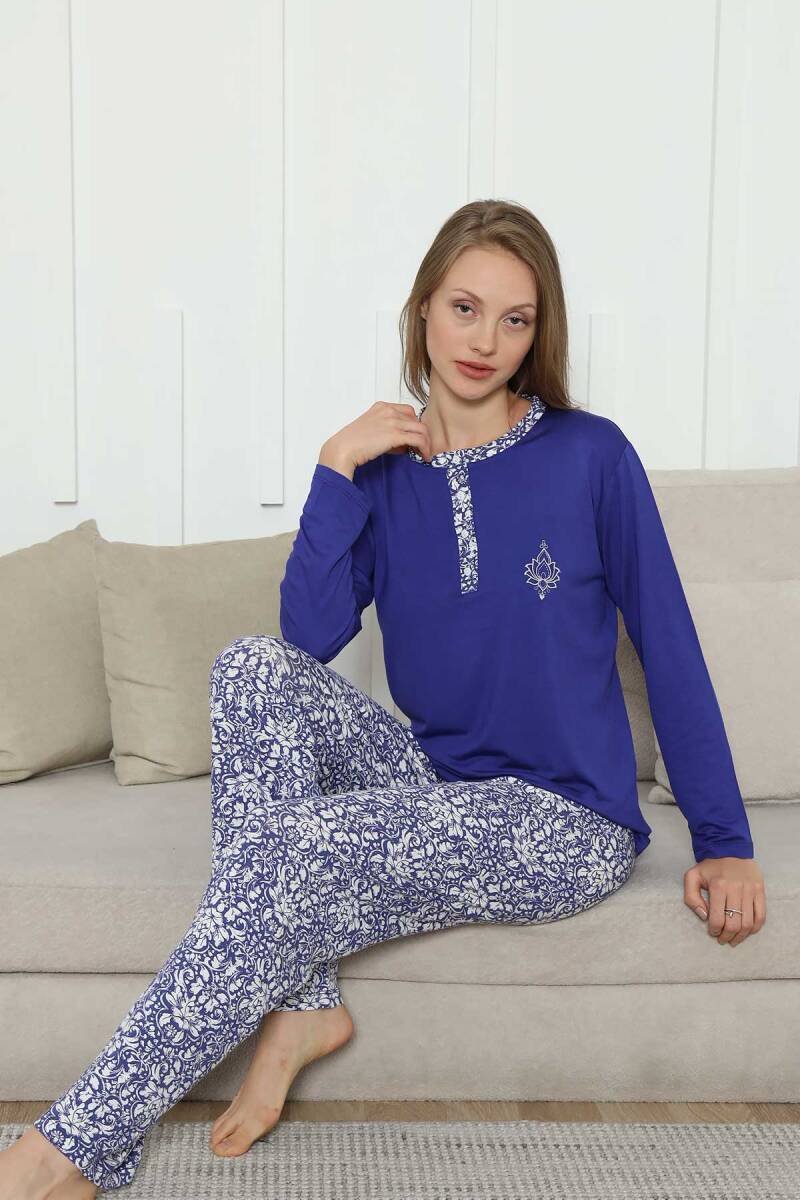 Nakışlı Kadın Pijama Takımı -Saks Mavi Etnik Desenli Uzun Kol Likralı Rink Viskon 2865UY
