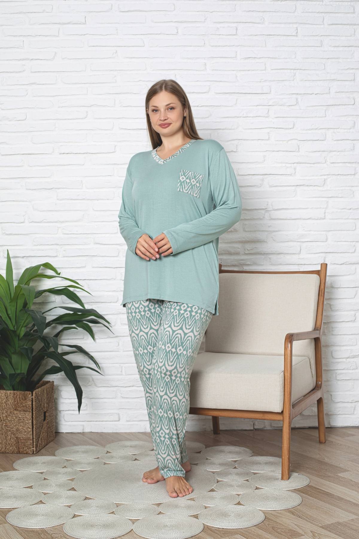 Büyük Beden Kadın Pijama Takımı - Yeşil V Yaka Uzun Kollu Likralı Kumaş 2824UYB