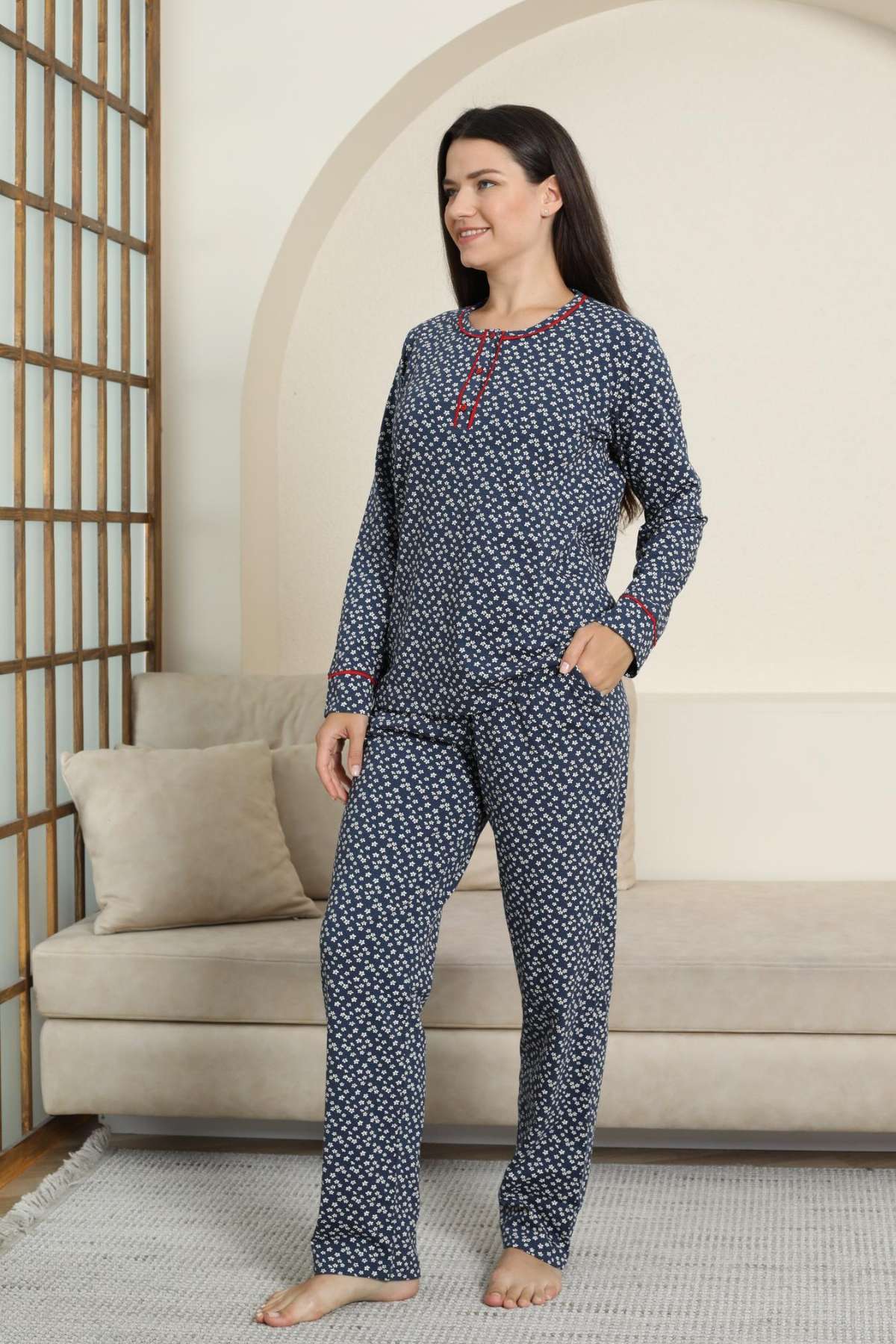 Kadın Pijama Takımı - Lacivert Papatya Desenli Uzun Kollu Likralı Pamuk 2881UK