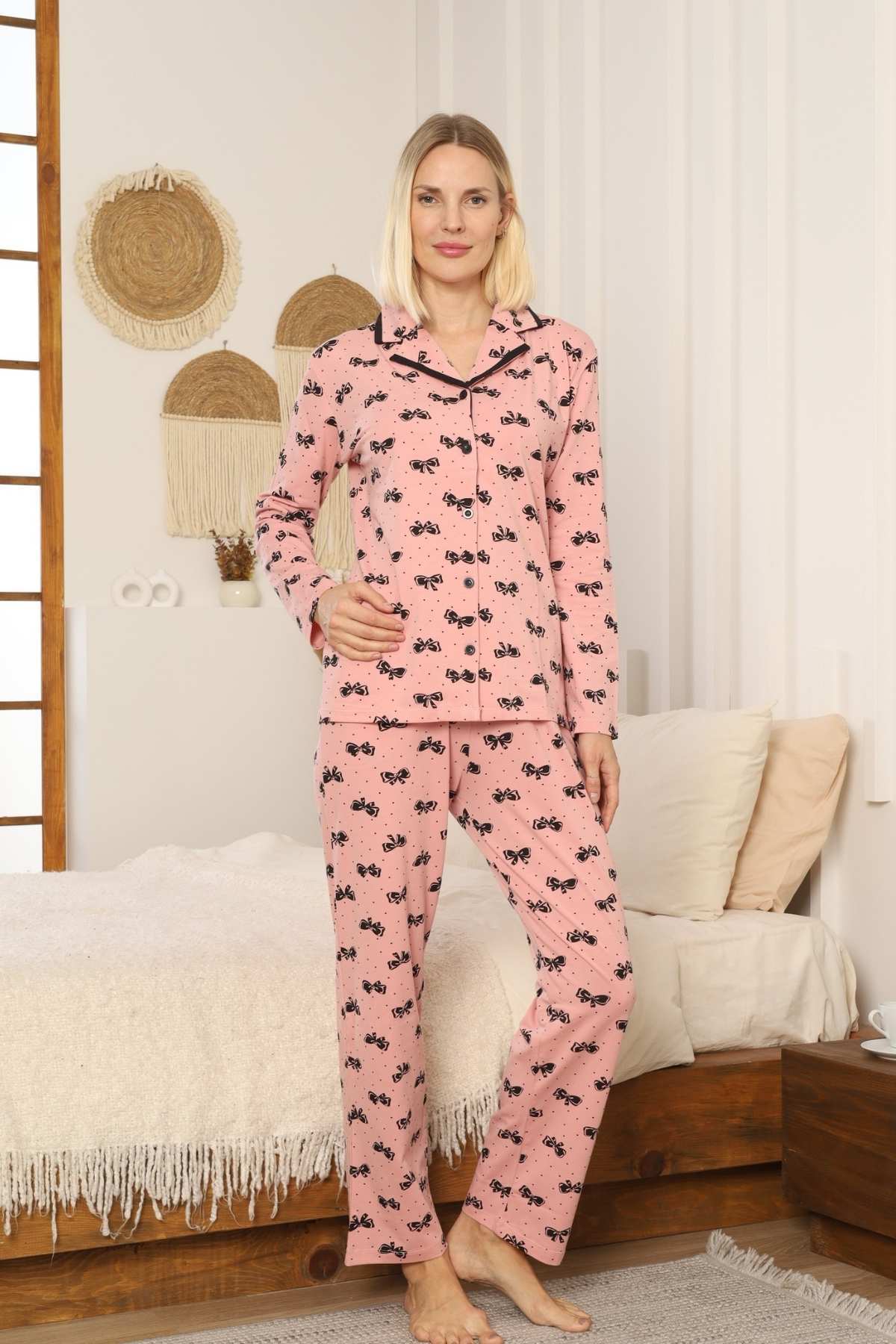 Önden Düğmeli Kadın Pijama Takımı - Fiyonk desenli Uzun Kol Likralı Penye 2897UKL