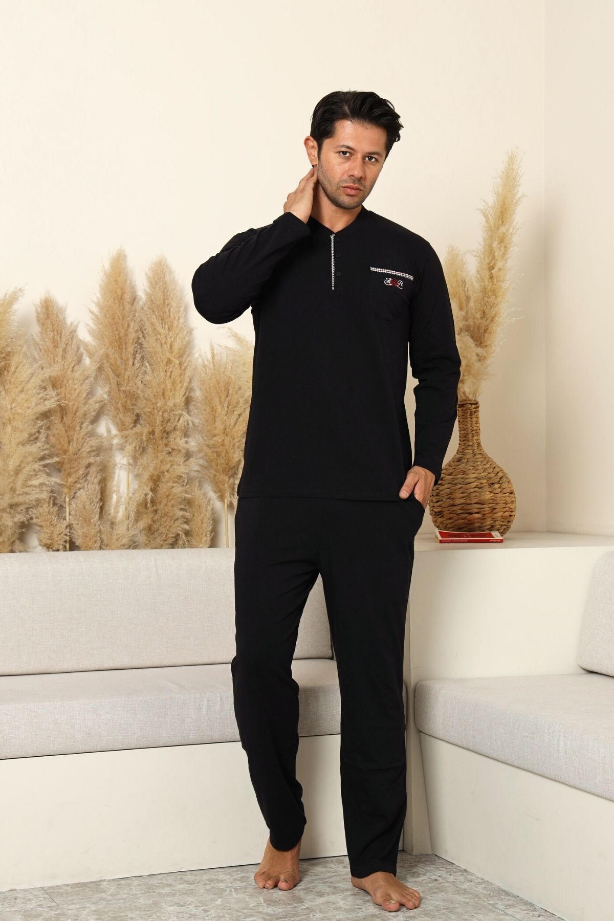 Erkek Pijama Takımı - Siyah Arma Nakışlı Likralı Uzun Kollu Penye 1194UY