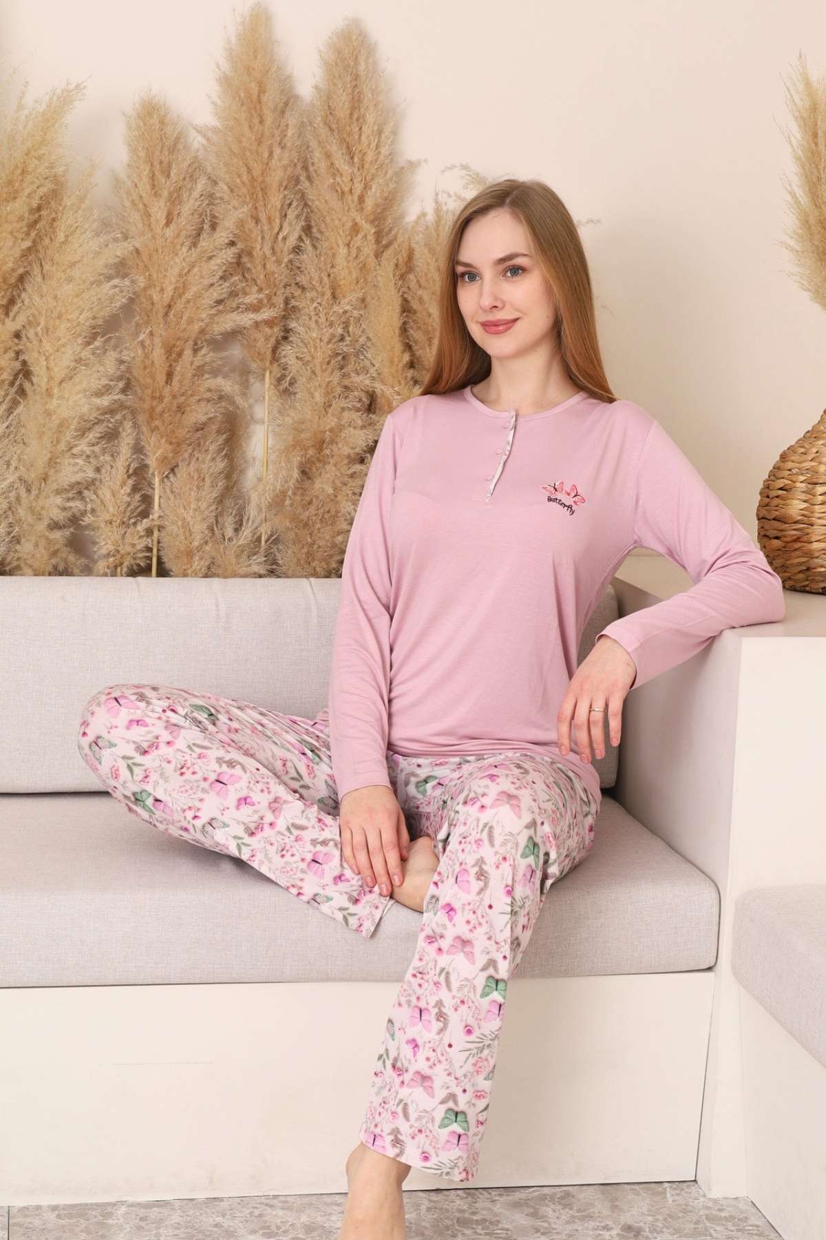 Kadın Pijama Takımı - Pembe 3D Kelebek Desenli Uzun Kol Likralı Viskon 2876UY