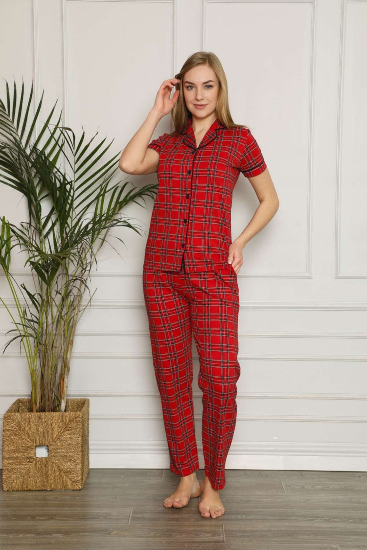 Bayan Pijama Takım - Kırmızı Kareli Önden Düğmeli  Penye Kısa Kollu 2563KY