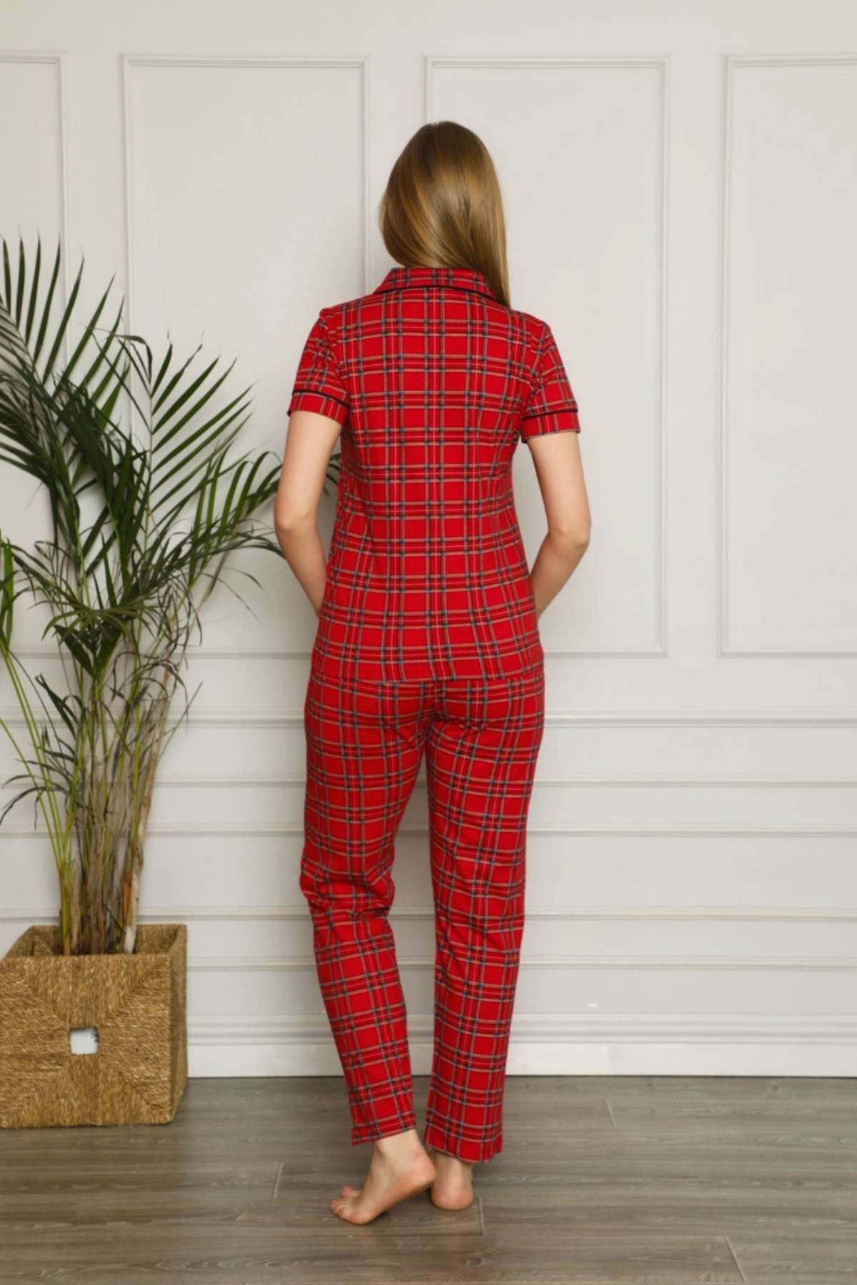 Bayan Pijama Takım - Kırmızı Kareli Önden Düğmeli  Penye Kısa Kollu 2563KY