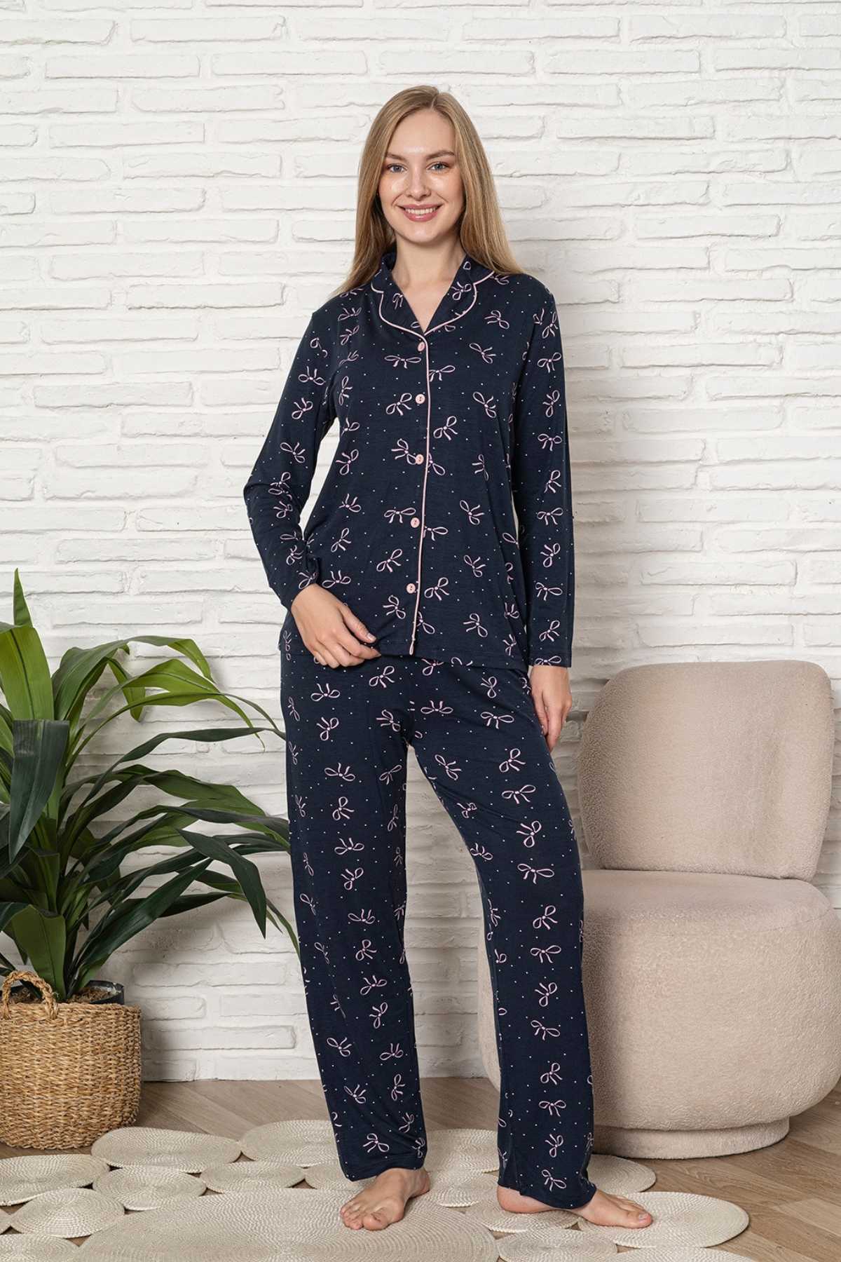 Önden Düğmeli Kadın Pijama Takımı - Fiyonk Desenli Uzun Kol Likralı Rink Viskon 2918UY